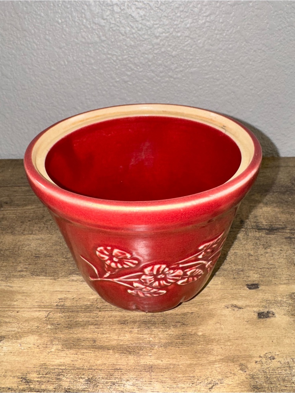 Vintage Red Ceramic Planter 219-5 Embossed Floral Pottery Flower Pot - Picture 7 of 12